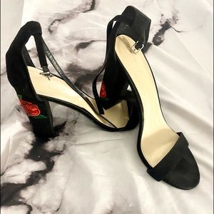 Rose embroidered Heels